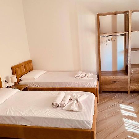 Elma Guest House Përmet Esterno foto